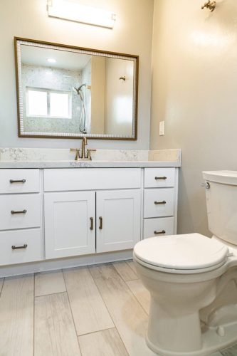 Bathroom-8-scaled